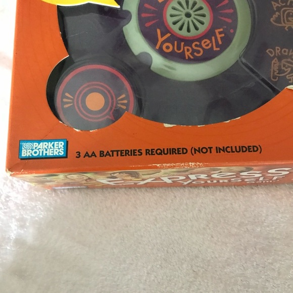 Parker Brothers Express Yourself Party Game for Adults, 3-6 Players 2003 - Picture 4 of 10